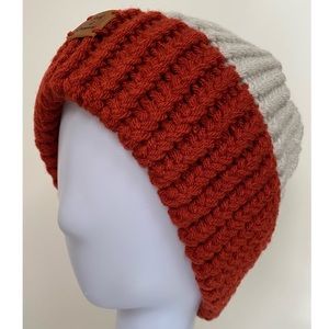 NWT Loom Knitted Hats, Warm & cozy, Knitting,Hats,Unisex item,Handmade by Seller